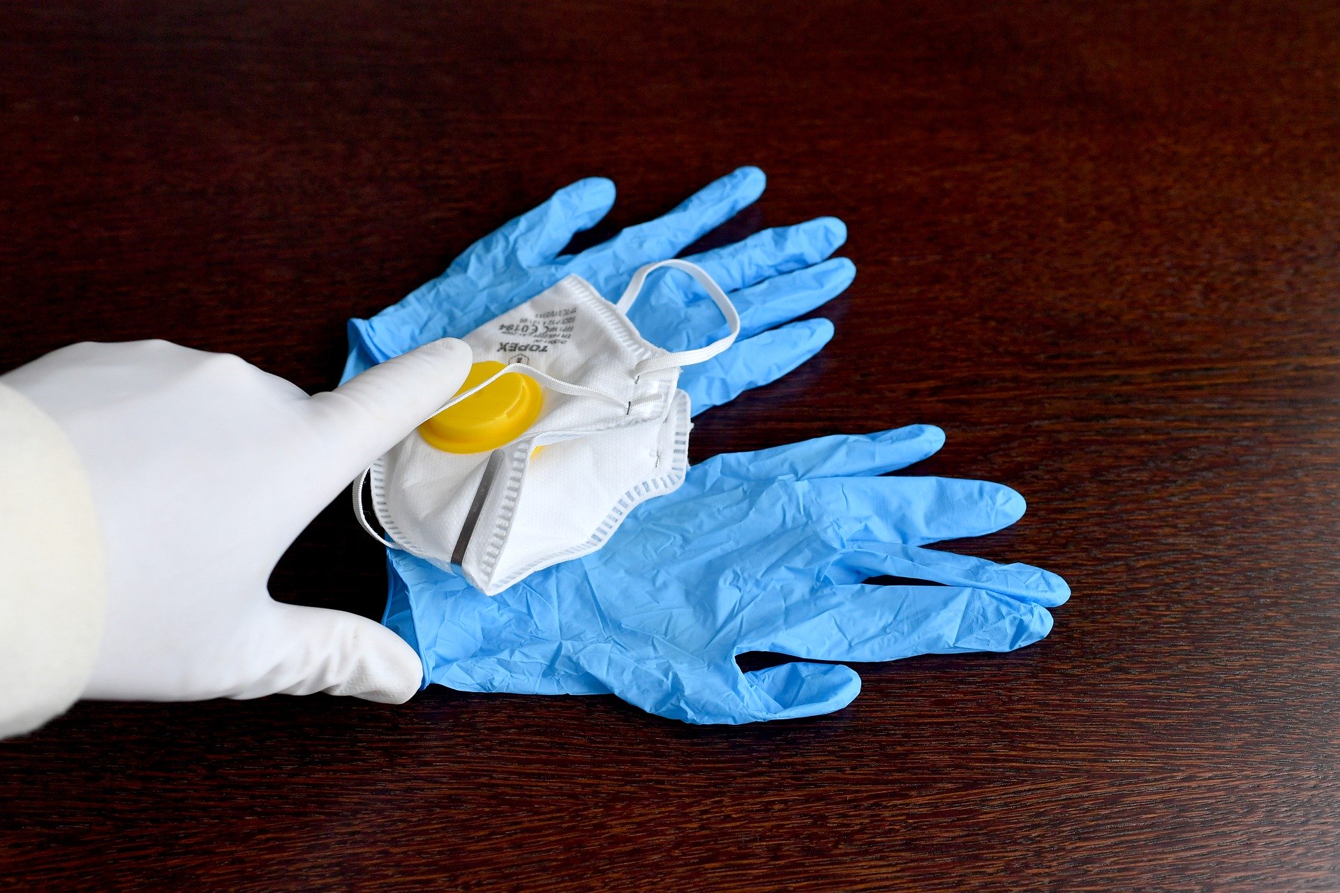 latex gloves pixabay.jpg