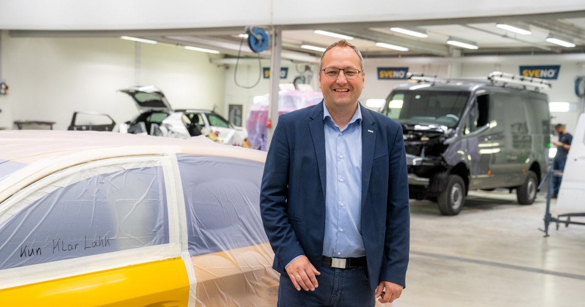 Portrett av Knut Ole Magistad. Lakkverksted